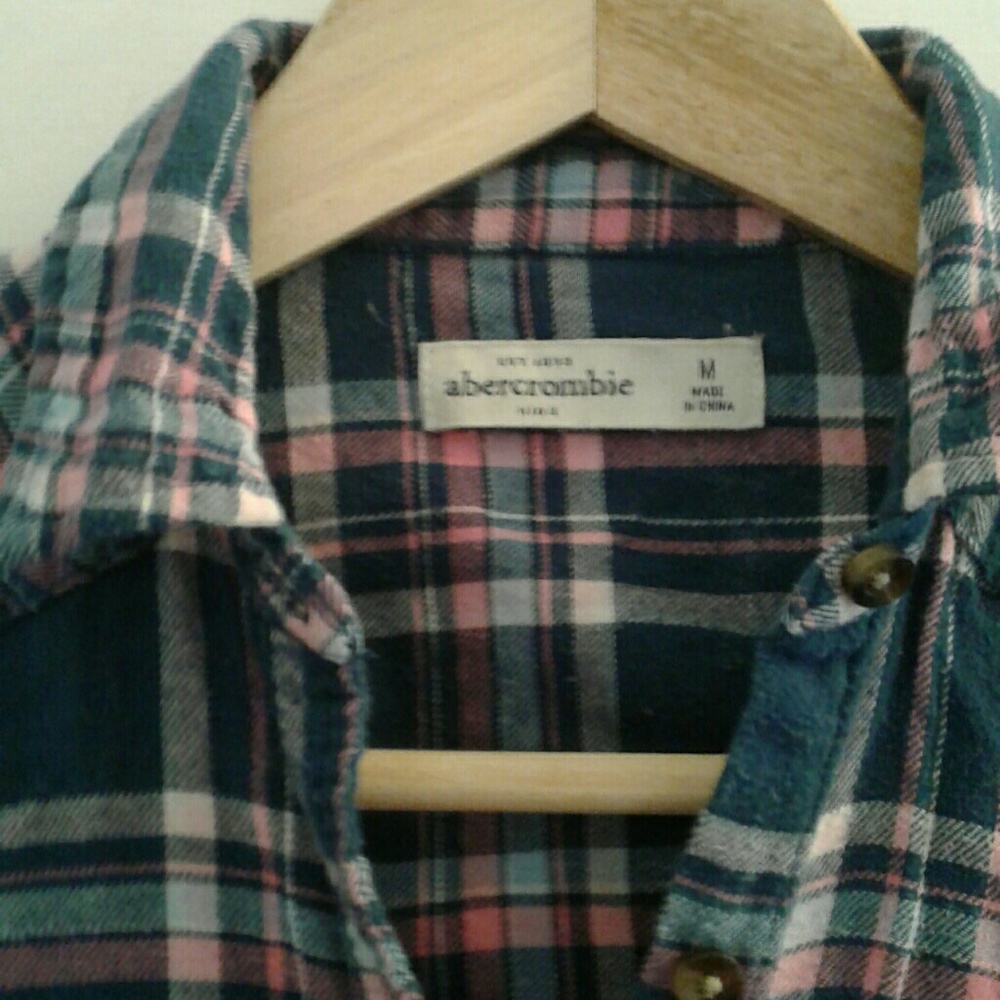 Girls abercrombie flannel